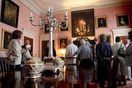 renishaw hall christmas tours