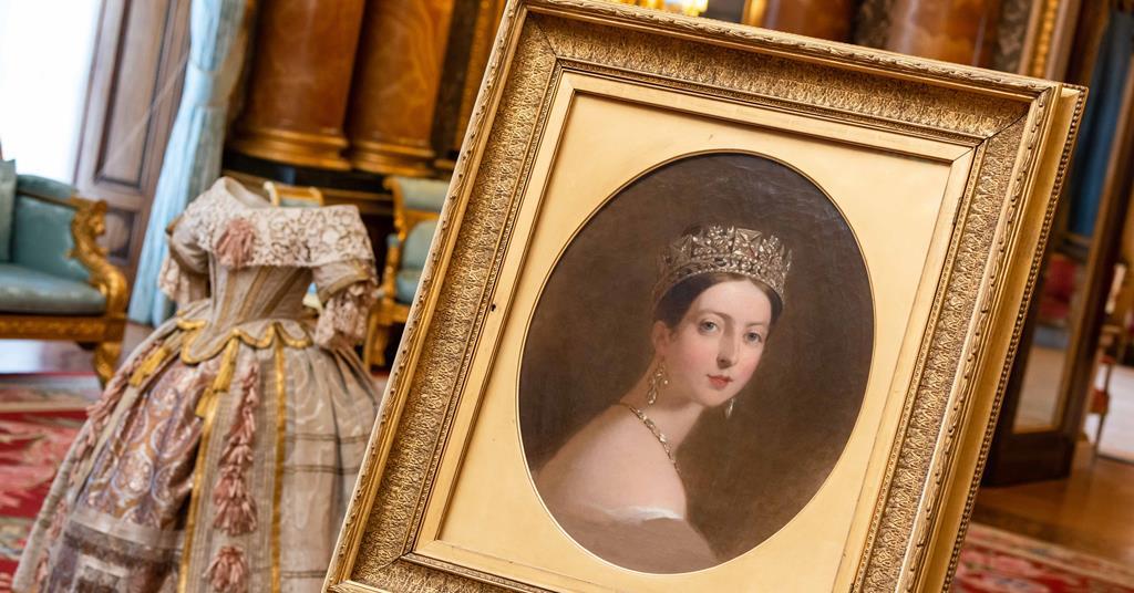 Queen Victoria's sapphire and diamond coronet to go on permanent