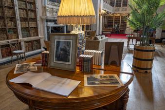 Victorian-Edwardian Library display at Blenheim Palace