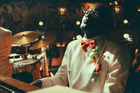 58th Street performer