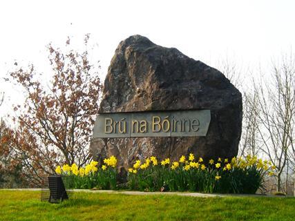 Bru na Boinne stone, Ireland