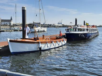 Singfly and Princess Katharine