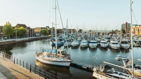 Hull Marina