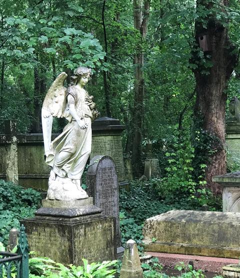 Highgate West Cemetery