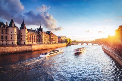 Cruising along the River Seine with Riviera
