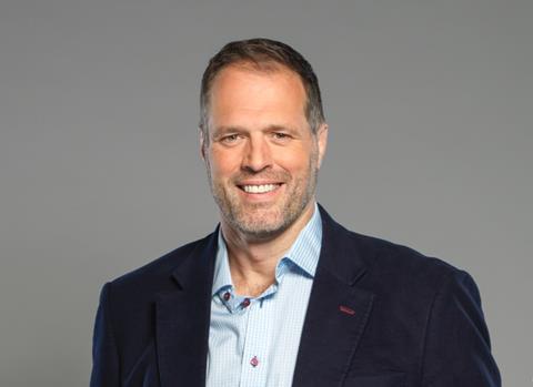 Martin Bayfield