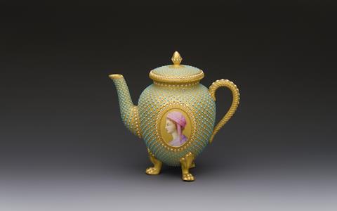 Dudley Service teapot at the Museum of Royal Worcester