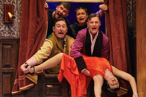 The Play That Goes Wrong