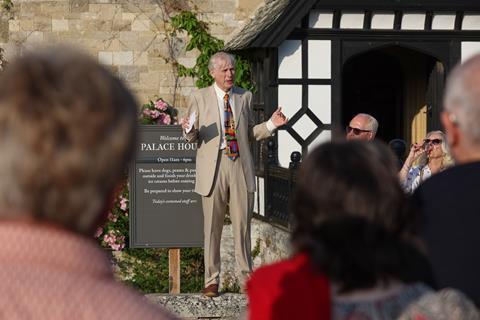 Lord Montagu welcomes guests to the Sculpture at Beaulieu exhibition