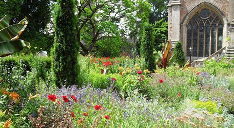 Bishops Palace's gardens, Somerset