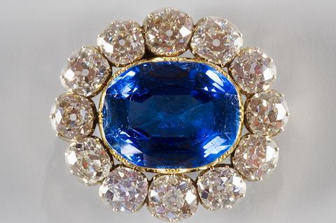 Royal Jewellery